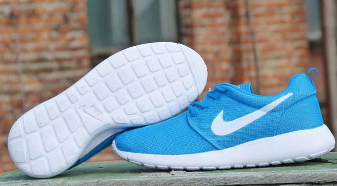 Купити кросівки жіночі NIKE 36, 37 розмір Киев - изображение 1