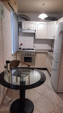 Сдам 1 комнатную квартиру в центре, улица Независимой Украины, 63, район Фестивальной. Запорожье - изображение 1