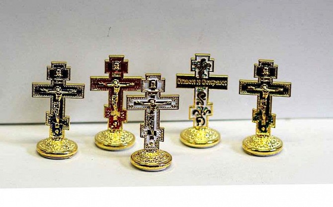 Крест металлический на подставке Київ - изображение 1