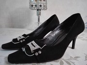 Продам недорого чёрные замшевые туфли "Elegante". Николаев