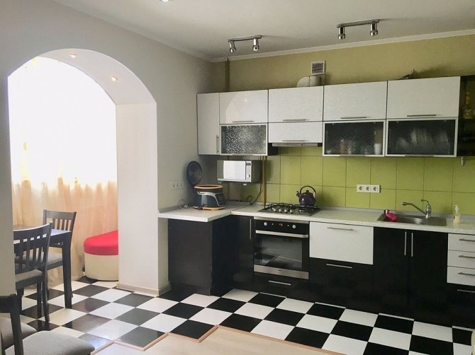 продам 2-хком квартиру на Старицкого Одесса - изображение 1