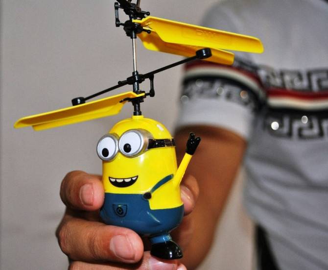 Игрушка летающий миньон Flying Minion Київ - изображение 1