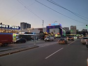 Сдаётся киоск Гната Юри новая конструкция 9м2 большой трафик Київ