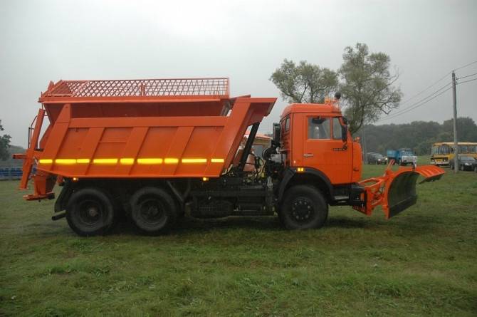 Пескоразбрасыватель на Камаз 65115 Киев - изображение 1