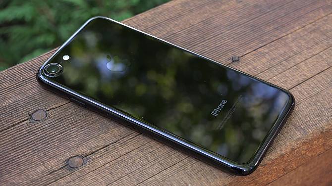 Apple iPhone 7 32GB (Black) Харьков - изображение 1