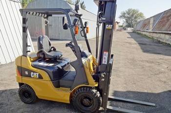 Погрузчик вилочный САТ GP15NT газ/бензин Київ - изображение 1