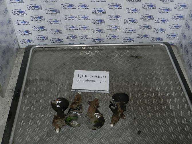 Гидроаккумалятор малый на Тойота Лэнд Крузер 100 Киев - изображение 1