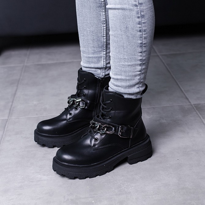 Ботинки женские Fashion Akira 3460 41 размер 25,5 см Черный Киев - изображение 1