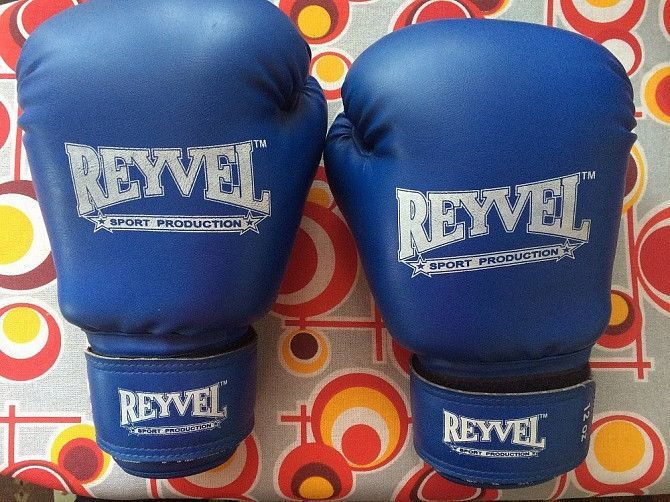Боксерские перчатки "Reyvel" 12-oz Запорожье - изображение 1