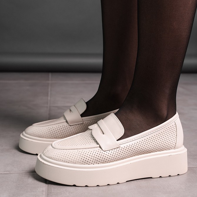 Броги женские Fashion Charlie 3568 40 размер 25,5 см Бежевый Киев - изображение 1