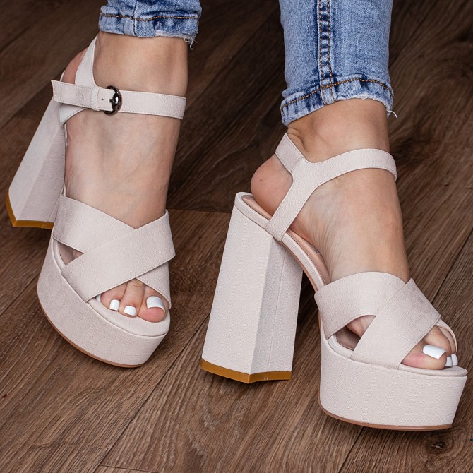 Женские босоножки Fashion Aquelina 3078 39 размер 25,5 см Бежевый Киев - изображение 1