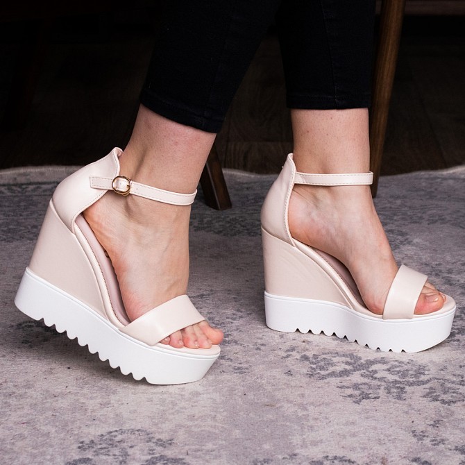 Женские босоножки Fashion Dolly 2851 37 размер 23,5 см Бежевый Київ - изображение 1
