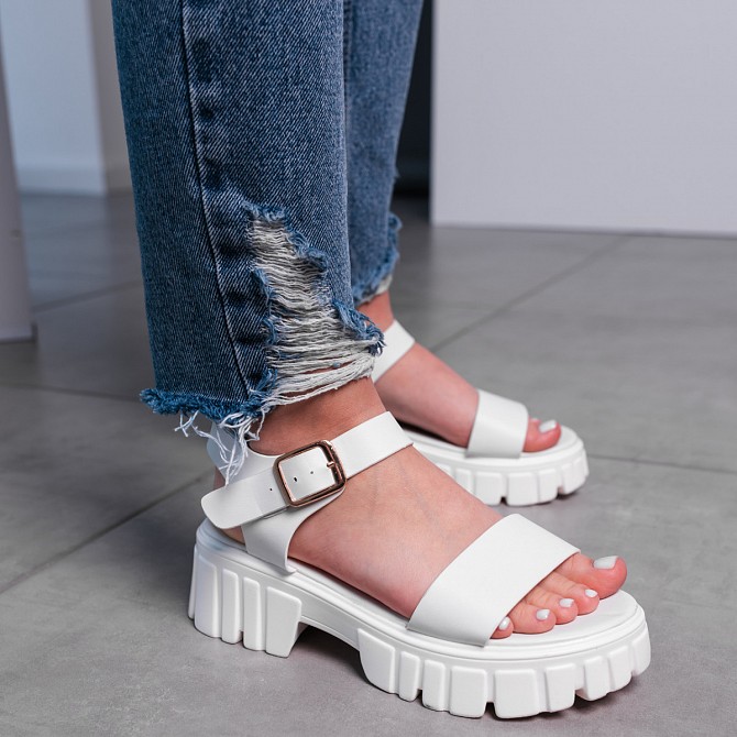 Женские босоножки Fashion Piper 3624 40 размер 25 см Белый Киев - изображение 1