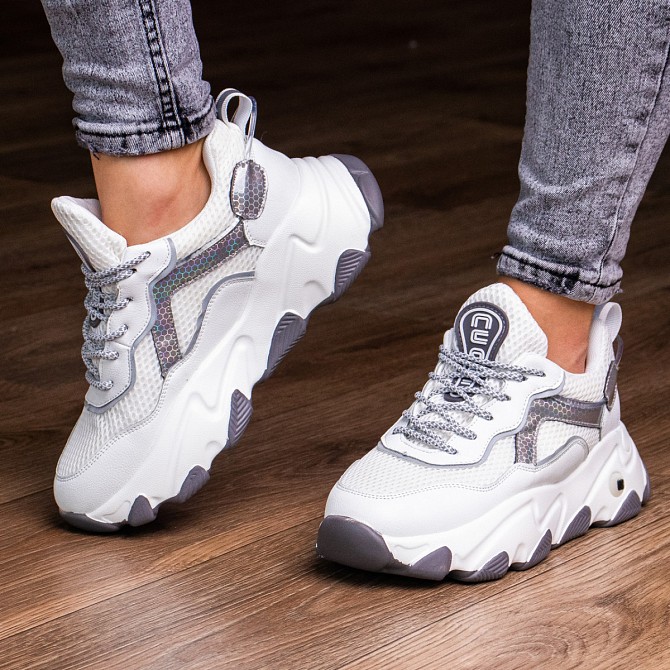 Женские кроссовки Fashion Lark 1667 40 размер 24,5 см Белый Київ - изображение 1