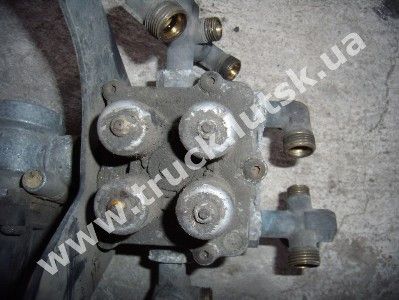 4-х контурный защитный клапан Wabco Scania 9347141280 9347142110 934 Луцк - изображение 1