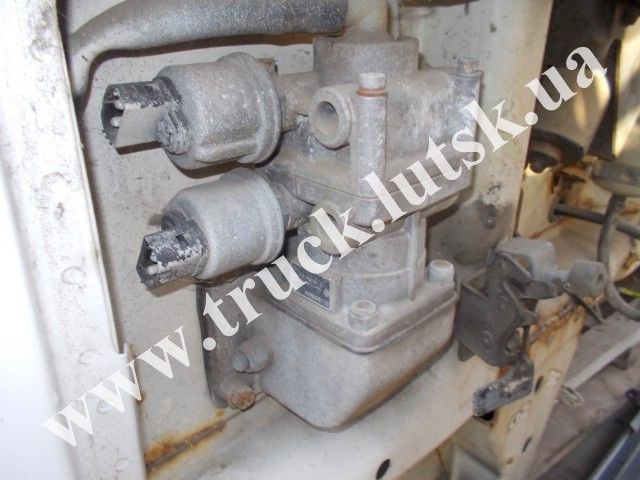 Тормозной кран Volvo FL6 0481064120 0481064117 0481064108 Луцк - изображение 1