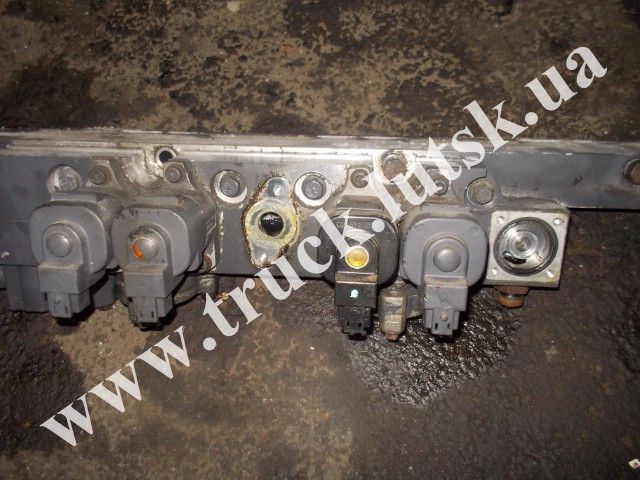 Клапан топливный Scania R HPI 2285M4779 0216123655 2295M0134 Луцк - изображение 1