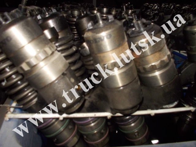 Насос-форсунка Volvo FH12 D12С 20381597,1677168,8113408 Bosch 20381597 Луцк - изображение 1