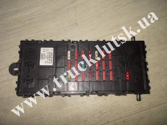 Блок предохранителей Mercedes Atego,Vario A0015431015 A0015432015 A0 Луцк - изображение 1