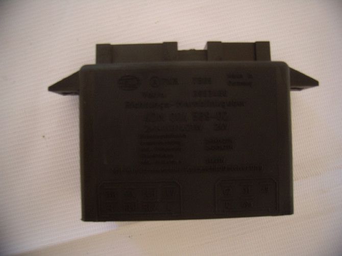 Реле указателя поворотов Volvo 3953486 20453118 Hella 4DN004589 Луцк - изображение 1