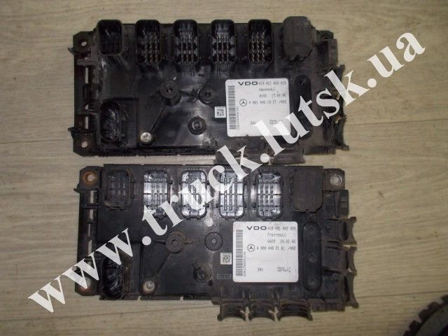 Электоронный блок управления Mercedes Actros MP2-3 410 421 002 020 A0 Луцк - изображение 1