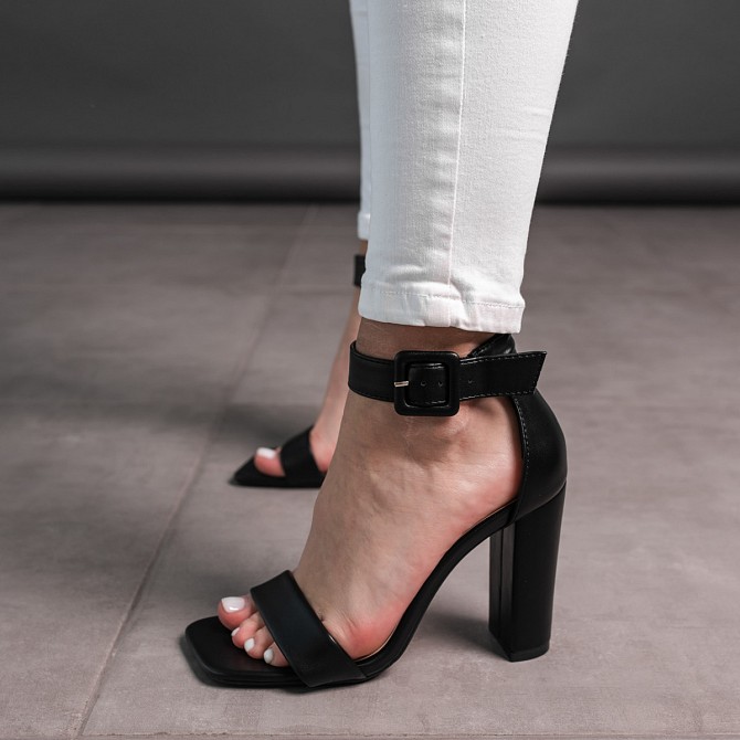 Женские босоножки Fashion Jax 3646 38 размер 24,5 см Черный Київ - изображение 1