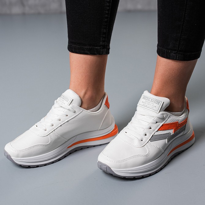 Кроссовки женские Fashion Barton 3759 39 размер 24,5 см Белый Киев - изображение 1
