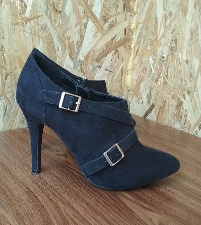 Ботильоны замшевые черные New Look Ладыжин - изображение 1
