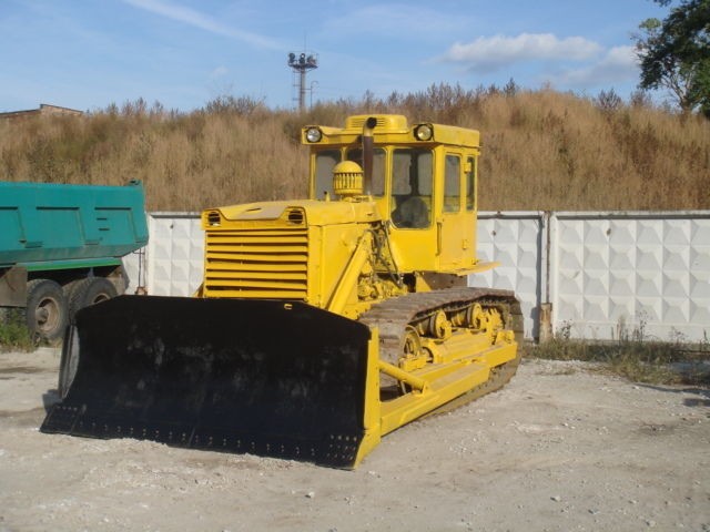 Оренда бульдозера Т-130 (12т), CAT D6R (20т) Київ - изображение 1