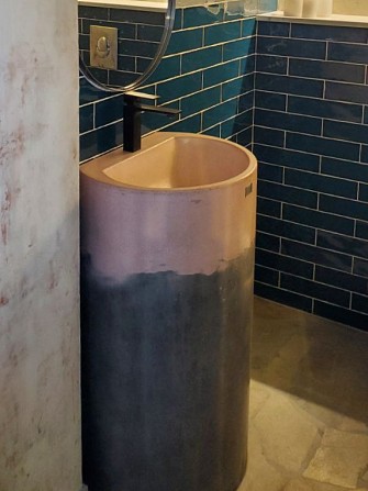 Бетонный умывальник тумба бочка самостоячий розовый серый лофт Одесса - изображение 1