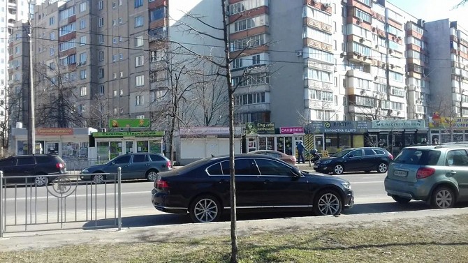Сдаётся маф декабристов 5 возле Новуса 10м2 Киев - изображение 1