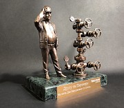 Подарочная статуэтка на заказ Нефтевик Киев