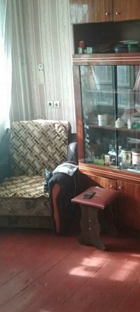 Продам 2 комнатную гостинку с балконом, ХТЗ, метро Масельского Харьков - изображение 1
