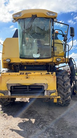 Продається Зернозбиральний комбайн New Holland TC5080 2010 року Николаев - изображение 1