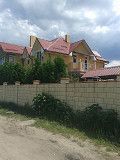 сдаю посуточно дом в киеве с бильярдом и теннисом Киев