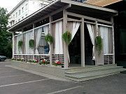 Деревянная веранда /летняя площадка под кафе Вишнёвое