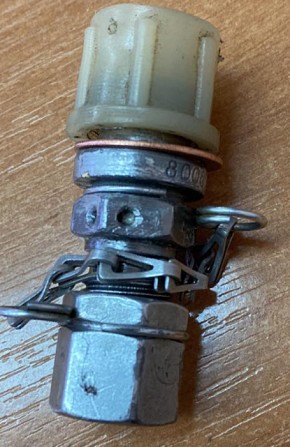 Куплю клапан зарядний 800600-1 1920ТУ Сумы - изображение 1