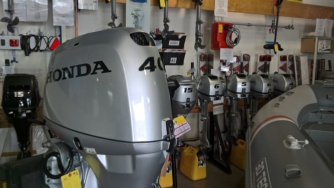 New/Used Outboard Motor engine,Trailers,Minn Kota,Humminbird,Garmin Львов - изображение 1