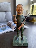 Шаржевая статуэтка охотник, изготовление статуэток по индивидуальному заказу Киев
