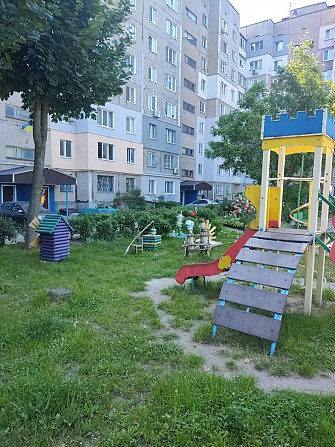 Продається 2 кімнатна квартира, район Літака Черкассы - изображение 1