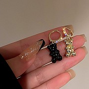 Серьги мишки RESTEQ, цвет черный, золотой. Сережки мишки. Серьги в форме мишек Киев
