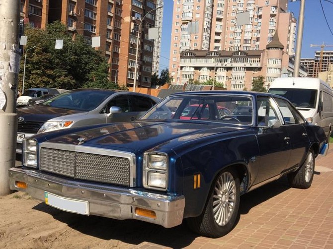Оренда прокат ретро автомобіль 1977 Chevrolet Malibu Classic blue dream Київ - изображение 1