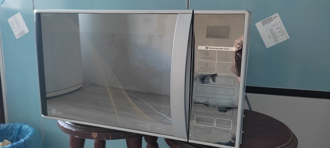 Продажа микроволновки LG Київ - изображение 1